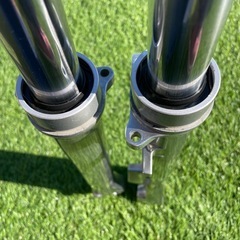 メンテ済み 磨き上げ TW200 フロントフォーク 左右セット 2JL ドラム用の画像