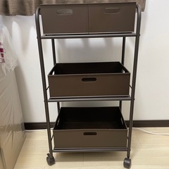 スチールラック🏠ニトリの収納箱つき✨️早い方‼️の画像