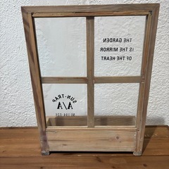 ハンドメイド＊窓枠＆プランター付き飾りの画像