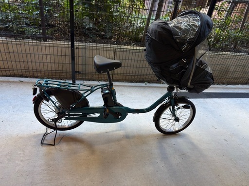 電動自転車　チャイルドシート付き　ほぼ新品