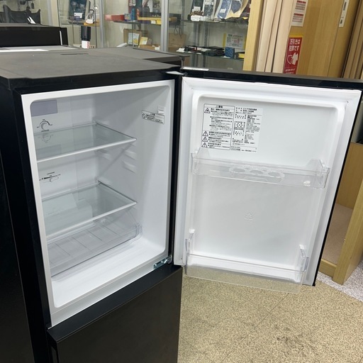 リユースのサカイ東金店 NITORI 冷蔵庫 23年製 140L ※キズあり、下段クリアケースヒビあり TJ17456