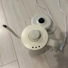 電気ケトルの画像