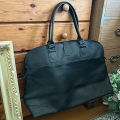 CUE"SS ボストンバッグ黒旅行革の画像