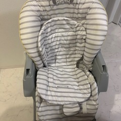 アップリカ　ハイローチェアー　ユラリズムの画像