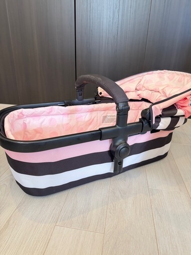 ベビーカー　COSATTO Giggle2 3in1 Stroller