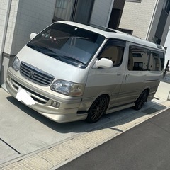 100系ハイエースの画像