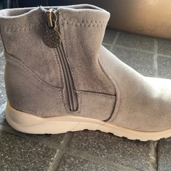 ショートブーツの画像