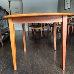 国産ダイニングテーブル　丸の画像