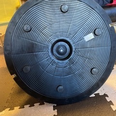 エクササイズバンド付きのバランスボール、直径約62cm ハーフ　半円の画像