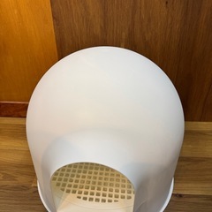 スノードーム型猫用トイレの画像