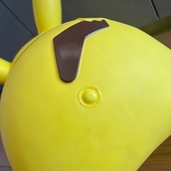 ピカチュウ  乗り物の画像