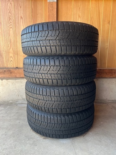 組み換え無料スタッドレス中古タイヤ205/60R16 92Q トーヨー2024