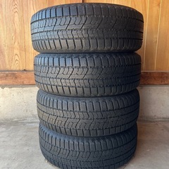 組み換え無料スタッドレス中古タイヤ205/60R16 92Q トーヨー2024の画像