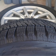 2024年製　スタッドレス215/50-17   アルミ1770+53 5/100
の画像