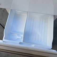 120⭐️2024年製美品★シャープ　冷蔵庫　3ドア　大型　自動製氷　両開き　ガラス扉　350L の画像