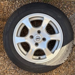 日産マーチ　純正タイヤホイール　の画像