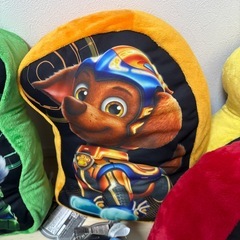 パウパト　　ダイカットクッションの画像