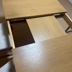 ダイニングテーブルセットの画像