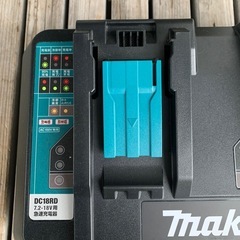 マキタ　バッテリー 18v6a 2個口充電器
の画像