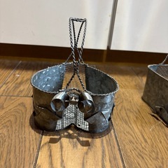 アンティーク小物入れの画像