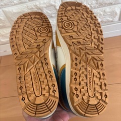 ニューバランス　スニーカーの画像