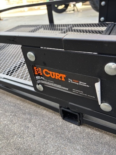 CURT   ヒッチカーゴ　ヒッチキャリア