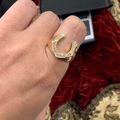 K18 馬蹄　ホースシューリング　0.5ct 7.4gの画像