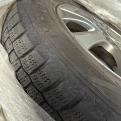 スタッドレスタイヤの画像