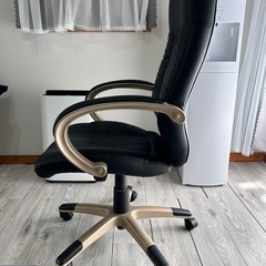 デスクチェアの画像