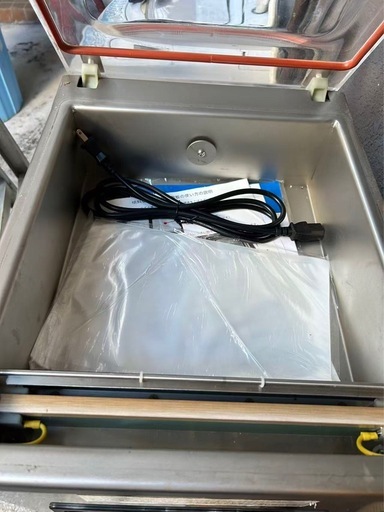 アスクワークス製の業務用真空包装機 AZ-300HG