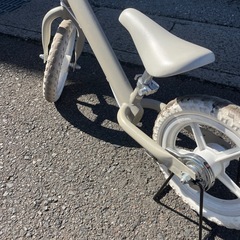 キックバイク petit oiseau プチオワゾ ブレーキ付 スタンド付き ストライダー  などお探しの方にも 自転車 練習に！の画像