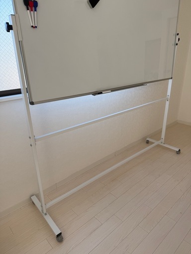 ホワイトボード1800×900mm 壁掛けマグネット対応 両面  脚付き キャスター付き