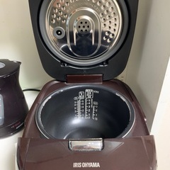 アイリスオーヤマ炊飯器の画像