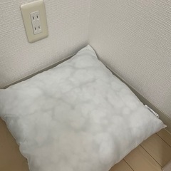 2/11.14.15取りに来れる方優先！ニトリ枕の画像