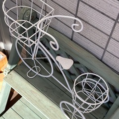 木製フラワースタンド 2点の画像