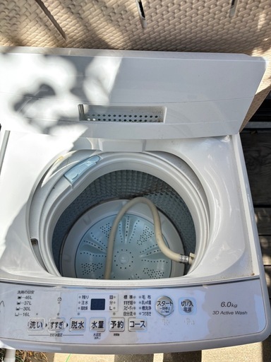 洗濯機 2024年製 6kg　AQW-KS6P