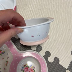 赤ちゃん用食器の画像