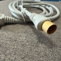 テレビ　アンテナケーブルの画像