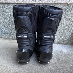 BERIK バイクブーツの画像