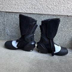 BERIK バイクブーツの画像