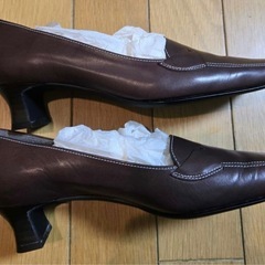 トラサルディ　パンプス　ヒール　スクエアトゥ　レザーの画像