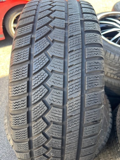 225/55R18,2019年,4本