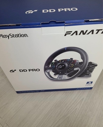 FANATEC DD Pro 8NMブーストキット&レーシングコックピット付　ハンコン