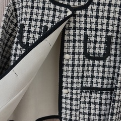 ノーカラーチェックジャケットの画像