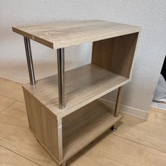 サイドテーブルの画像