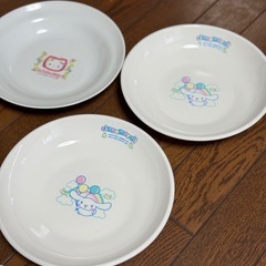 サンリオ キャラクターお皿 7枚セット（キティ・シナモロール)の画像