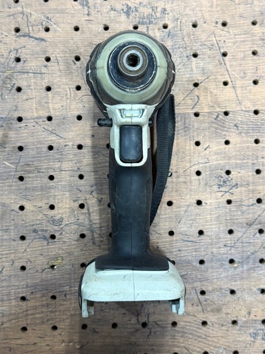Makita TD138D 14.4V インパクトドライバ 本体のみ