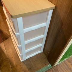 収納ボックス　ホワイト　4段の画像