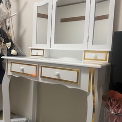 ドレッサー 三面鏡 化粧台の画像