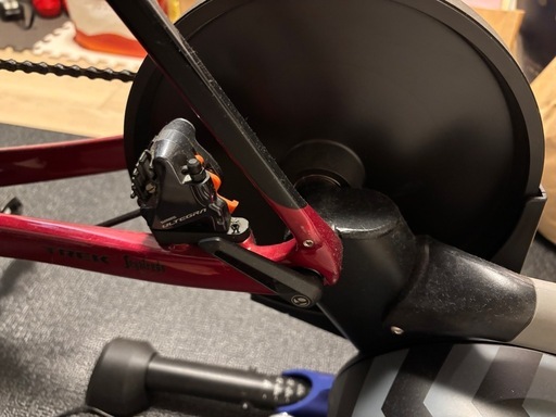 Wahoo KICKR スマートバイクトレーナー